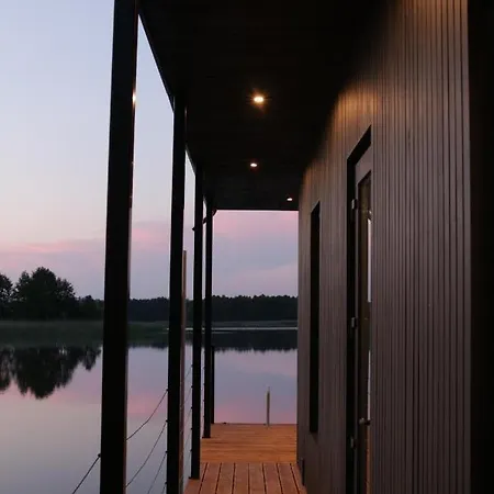 Dom Na Wodzie Villa Kruklanki Exterior photo